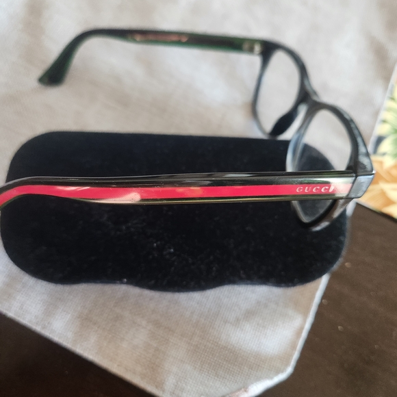 Gucci Eye Glass For Men - Picture 5 of 6